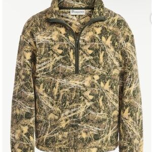 NWT Unisex Camo Fleece Pullover